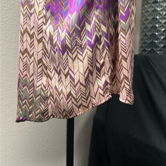 a.n.a. Purple Print Sleeveless Blouse size XL - Picture 4 of 8